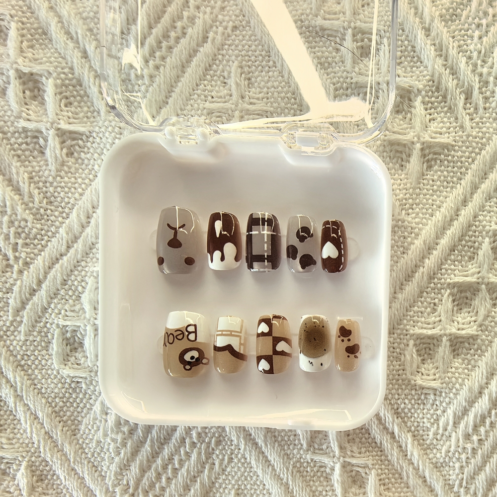 Cute Bear-Themed Press-On Nail